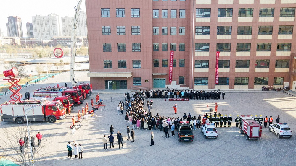 1700645649592097530.jpg 20231121bwc28_调整大小.jpg